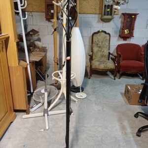 Lampa stojąca