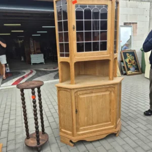 Narożna wysoka szafka duńska
