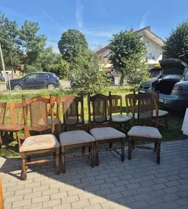 Komplet 4 ciemnych krzeseł