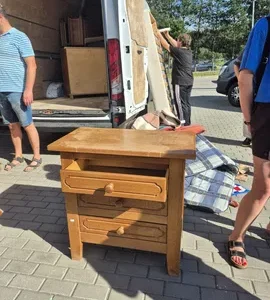 Ładna szafka dębowa