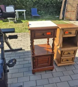 Słupek z marmurem