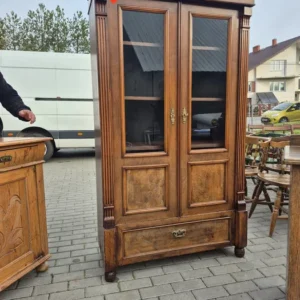 Przepiękna orzechowa komoda biblioteka