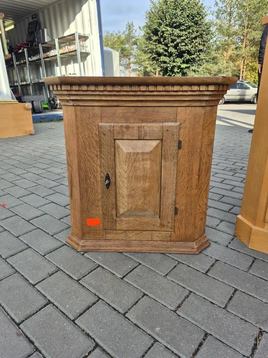 Narozna szafka podwieszana drewniana - obrazek 2